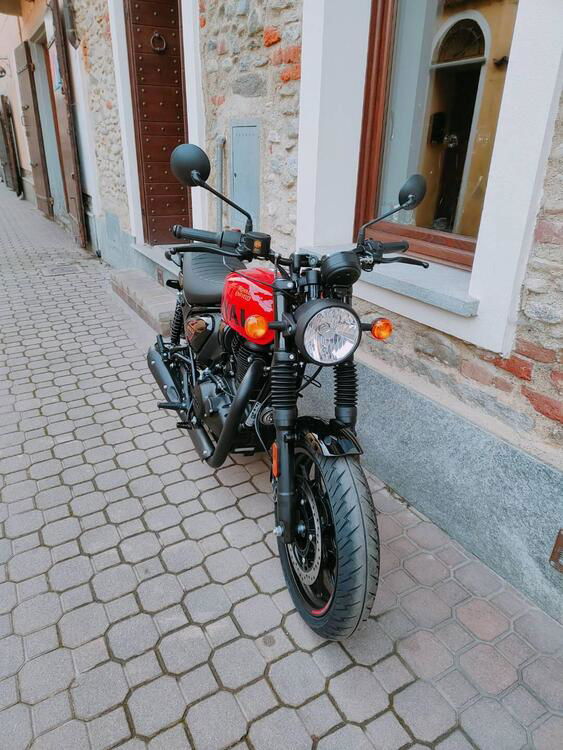 Royal Enfield HNTR 350 (2022 - 24) (4)