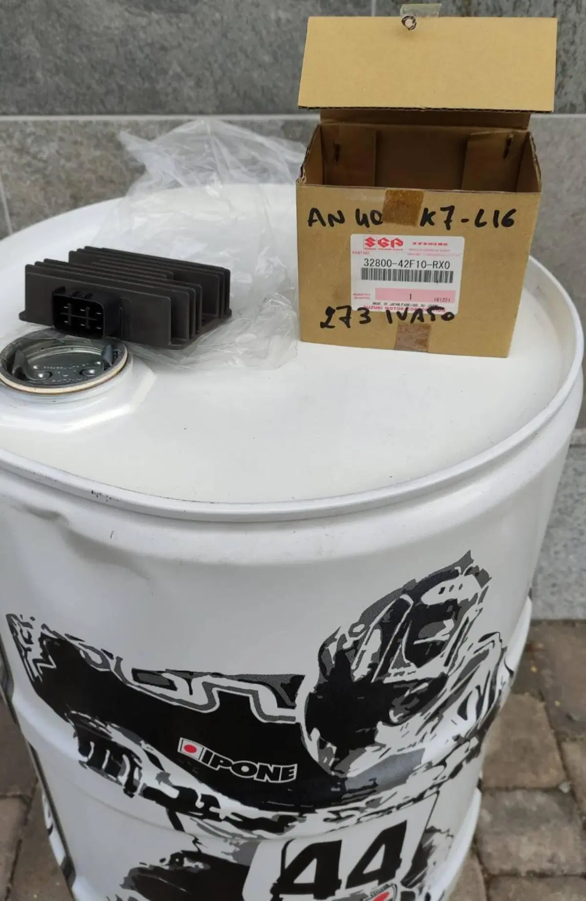 regolatore tensione burgman 400 Suzuki