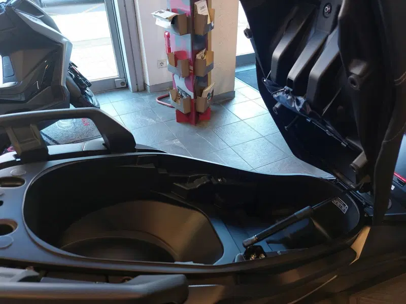 Voge Sfida SR4 MAX (2024 - 26) (5)