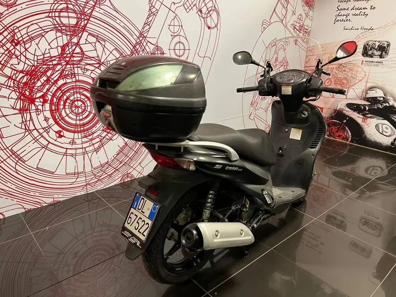 Suzuki SIXteen 150 (2007 - 14) (4)