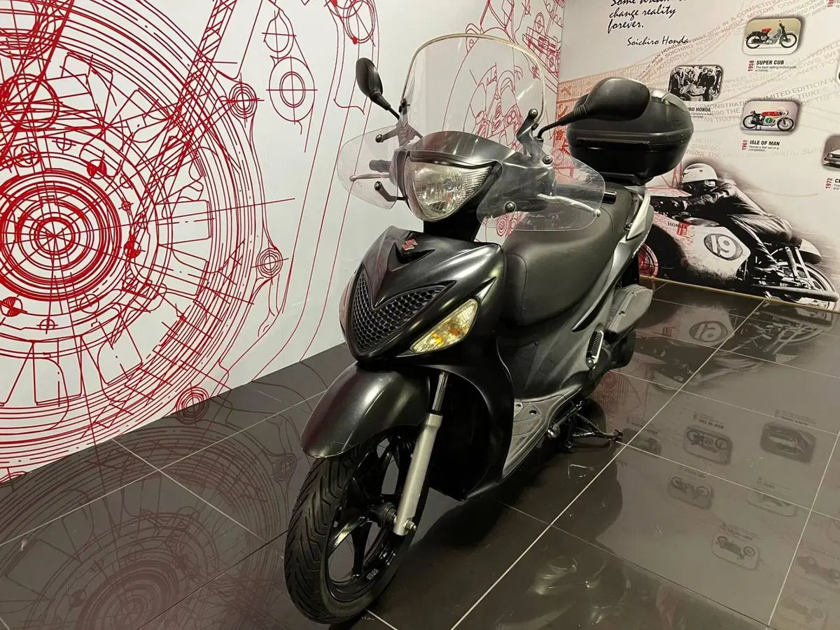 Suzuki SIXteen 150 (2007 - 14) (3)