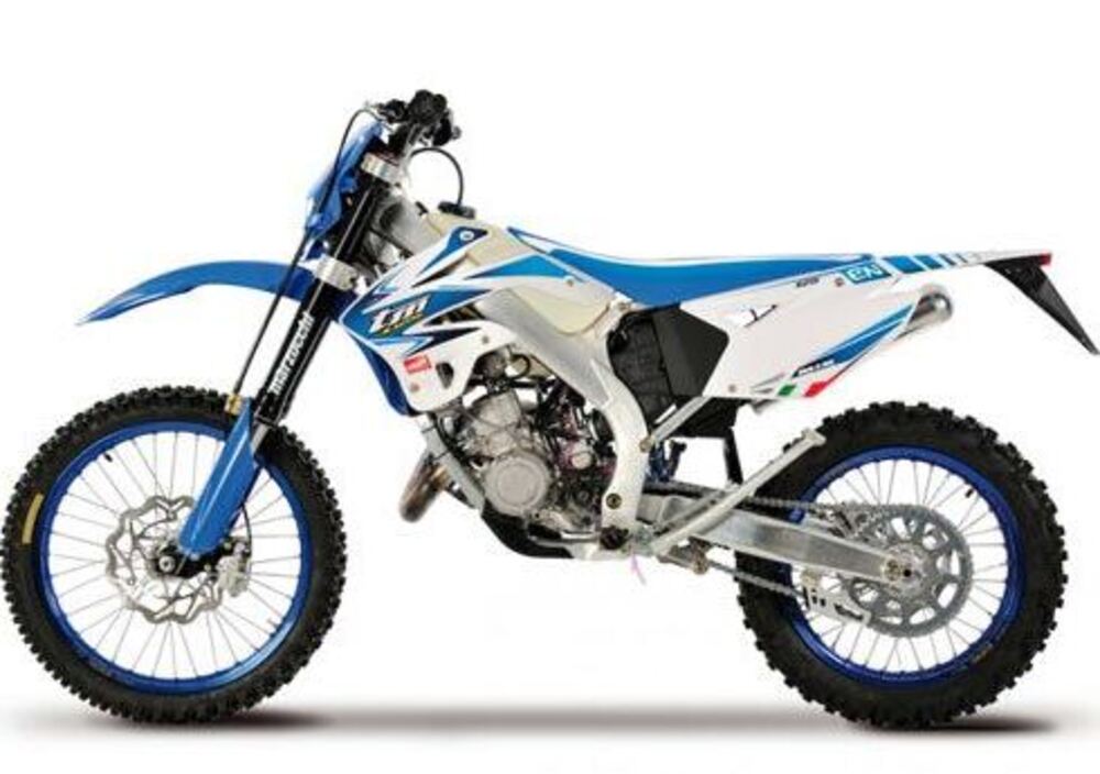 Tm Moto EN 125 (2014) (2)