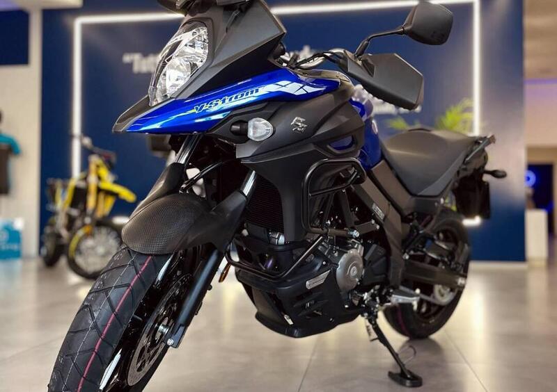 Suzuki presenta la nuova V-Strom 650 Explorer - Motociclismo