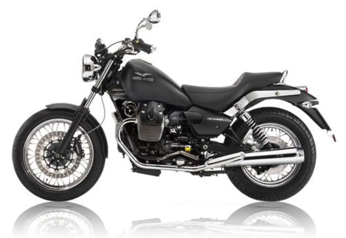 Moto Guzzi Nevada 750 Aquila Nera (2009 - 16)
