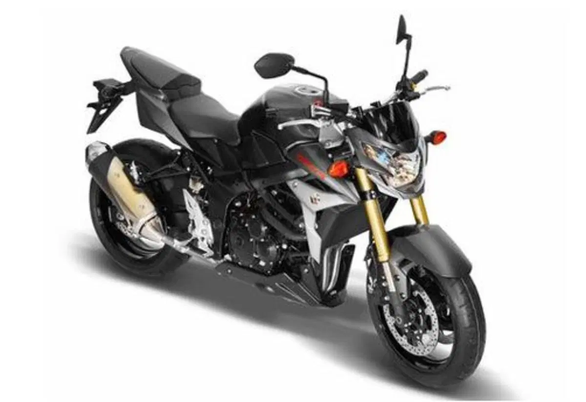 Suzuki GSR 750 GSR 750 ACC ABS (2014 - 15) (2)