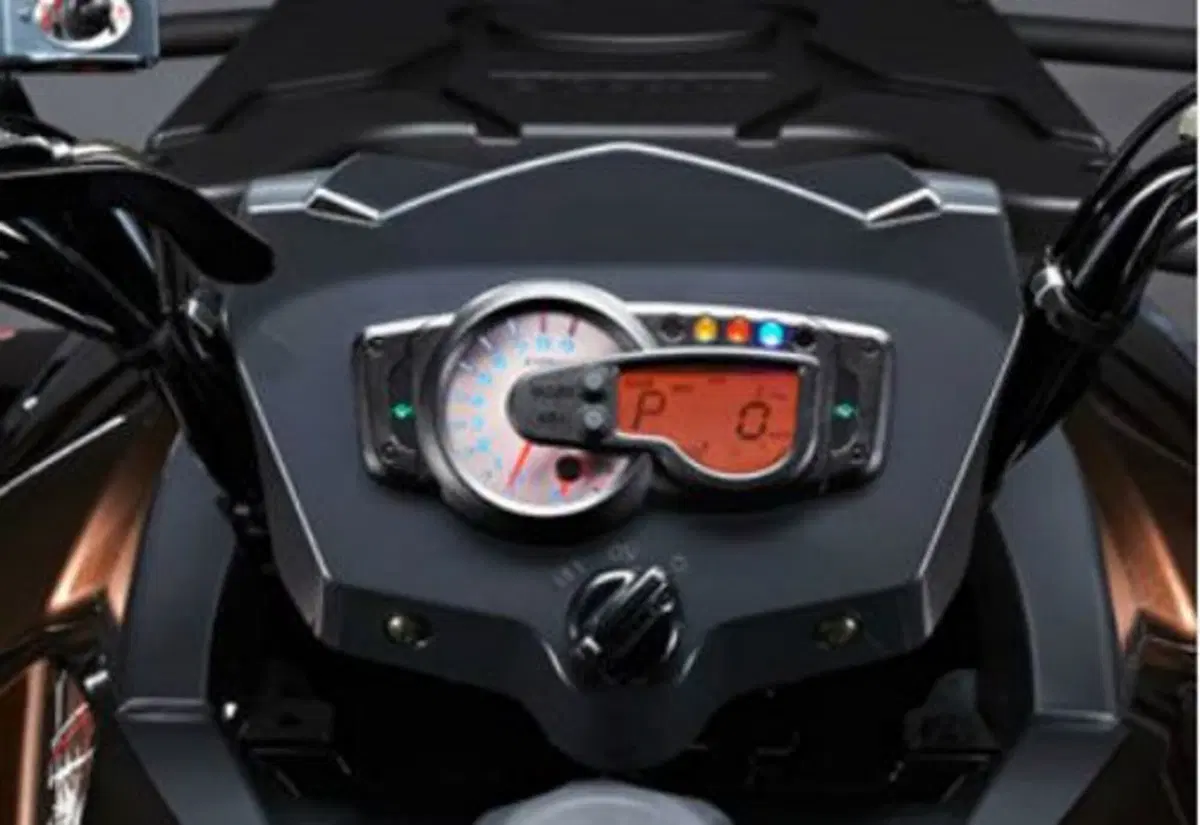 Kymco MXU 700 MXU 700i (2013 - 14) (7)
