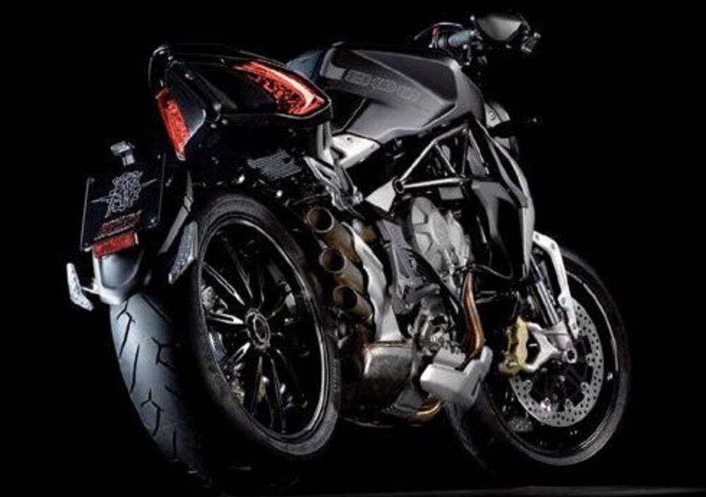 MV Agusta Dragster 800 (2014 - 19) (4)