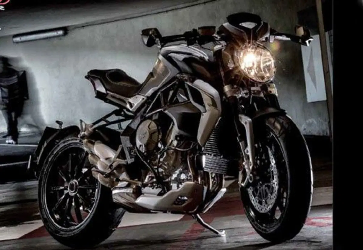 MV Agusta Dragster 800 Dragster 800 (2014 - 19) (8)