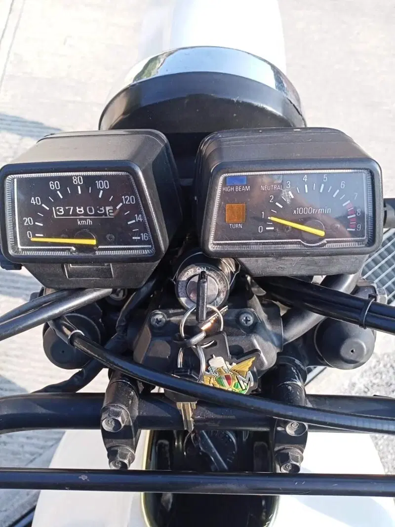 Yamaha XT  (5)