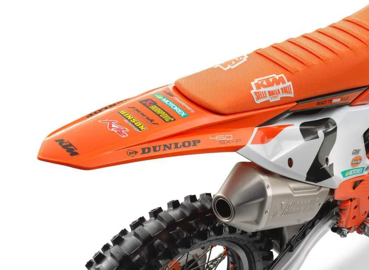 KTM annuncia la 450 SX-F Factory Edition 2023 (5)