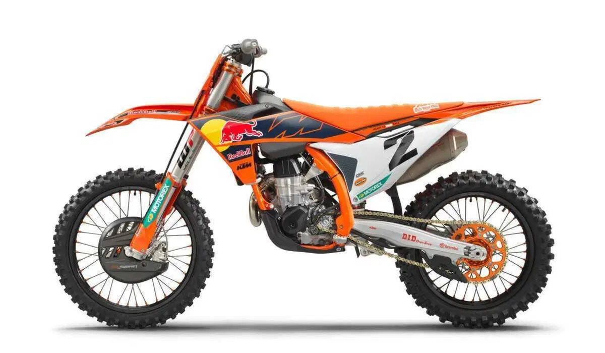 KTM annuncia la 450 SX-F Factory Edition 2023 (6)