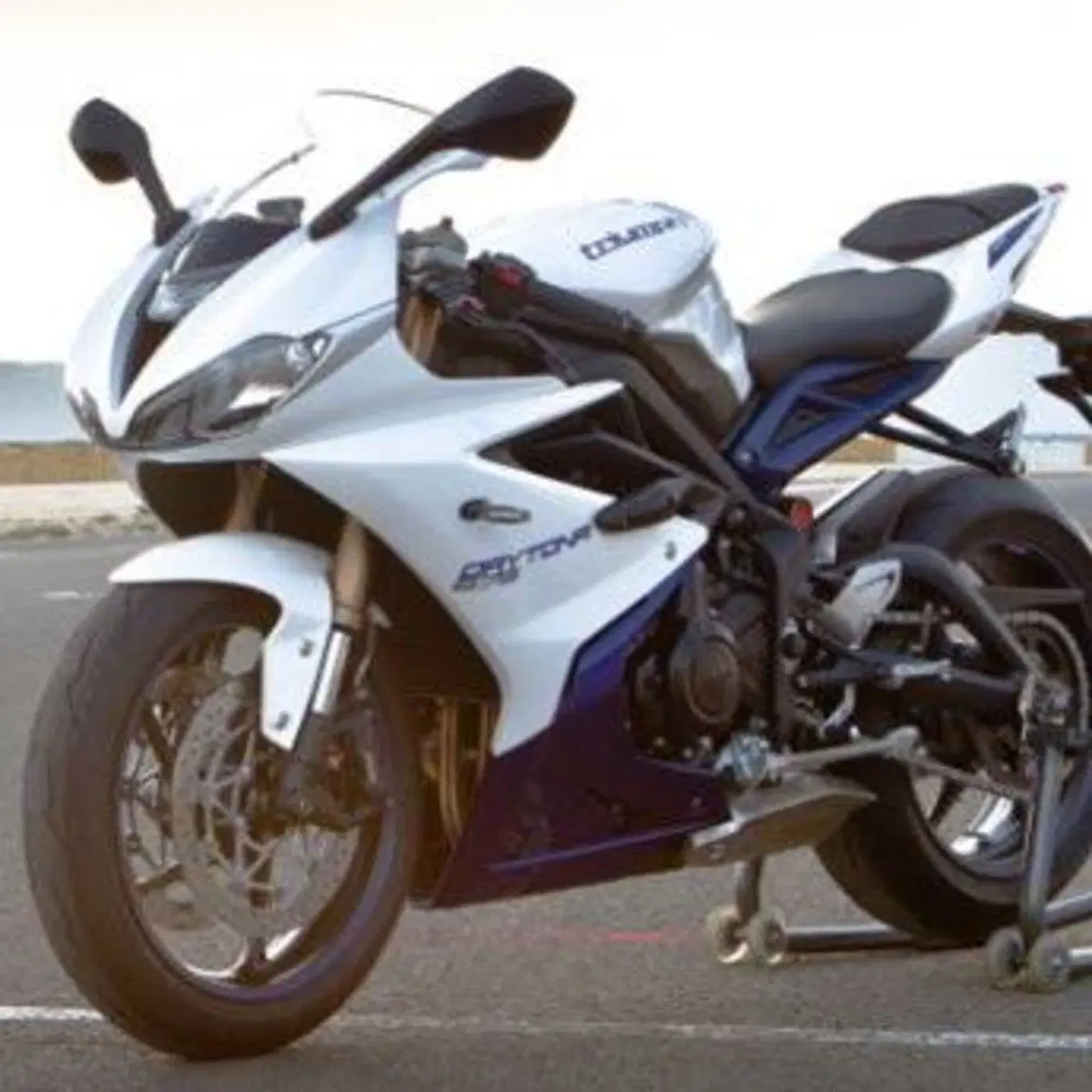 Triumph Daytona 675 (2013 - 14)