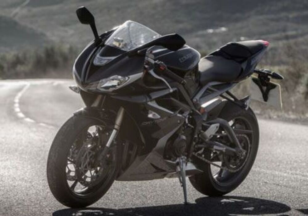 Triumph Daytona 675 (2013 - 14) (3)