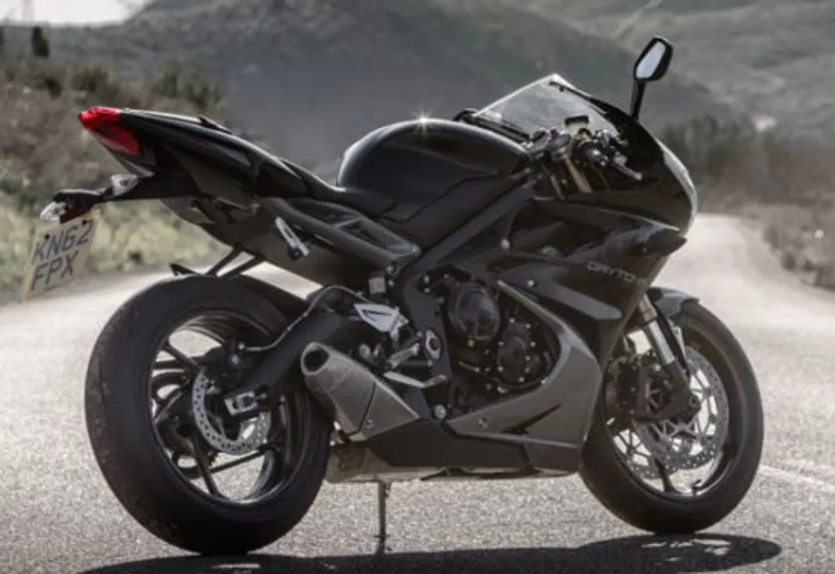 Triumph Daytona 675 Daytona 675 (2013 - 14) (4)