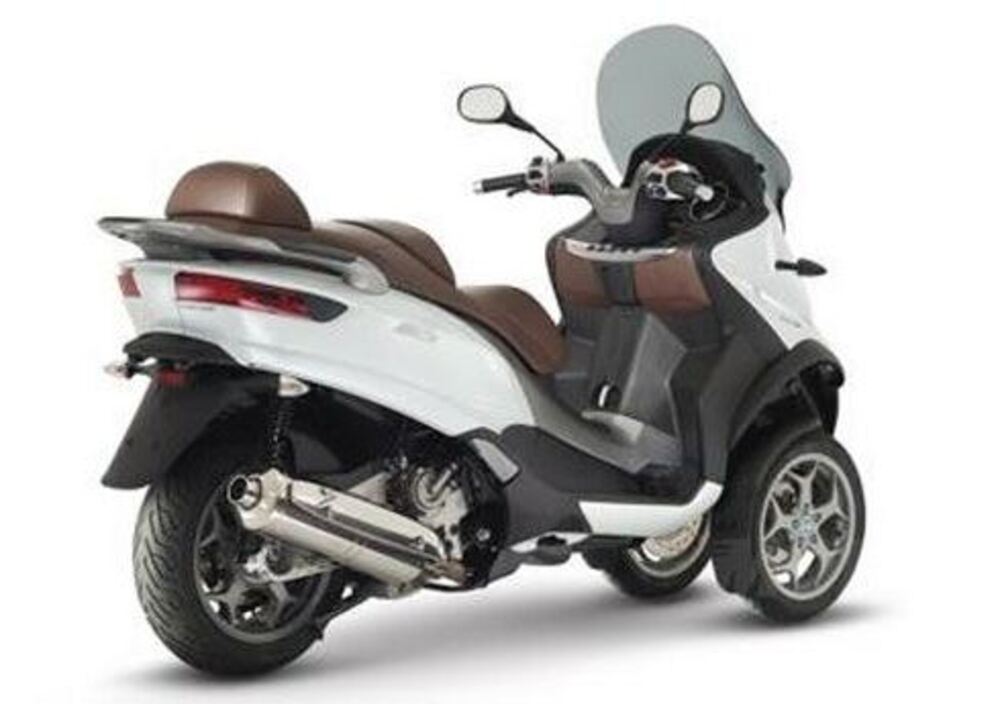 Piaggio MP3 500 ie Sport LT (2014 - 16) (2)