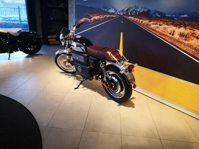 RGNT Motorcycles No.1 Classic SEL (2023 - 24) (8)