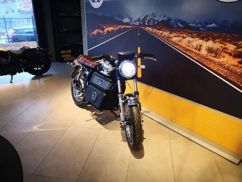 RGNT Motorcycles No.1 Classic SEL (2023 - 24) (3)
