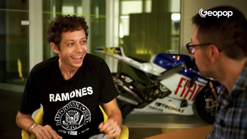 MotoGP 2022. La seconda parte dell'intervista con Valentino Rossi: "La staccata? Come un massimale in palestra!" [VIDEO]