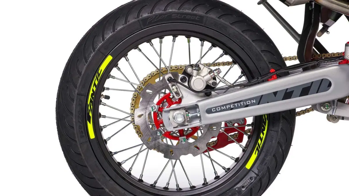 Fantic Motor XMF 125 XMF 125 Motard Competition 4T (2023 - 24) (16)