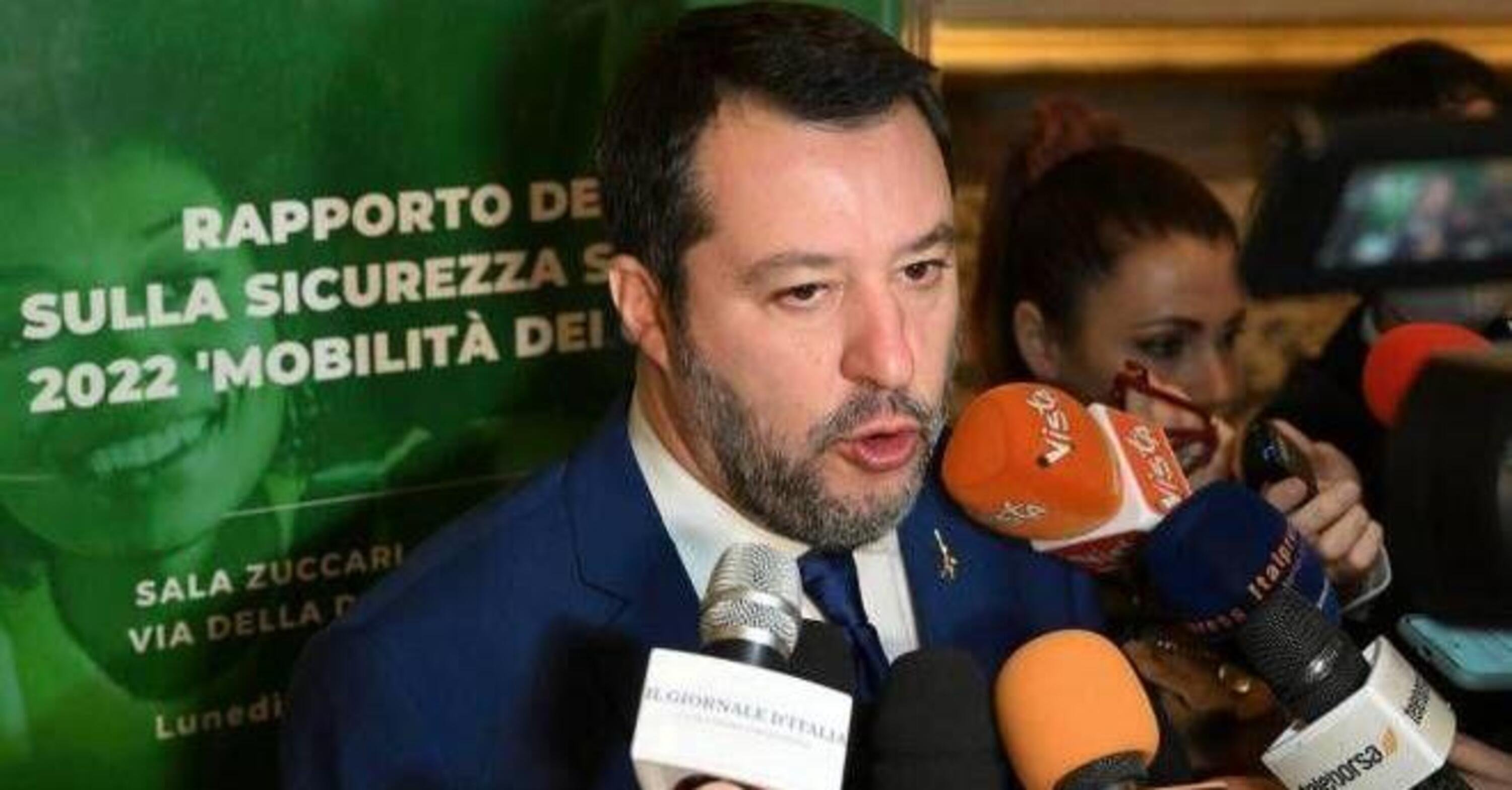 Il ministro Salvini: revoca a vita della patente e multe proporzionate al reddito
