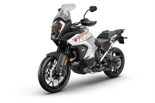 La KTM 1290 Super Adventure S si rifà il trucco per il 2023 (5)