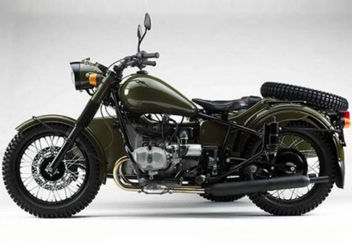 Ural 750 750 Model Retrò EFI (2000 - 20) (2)