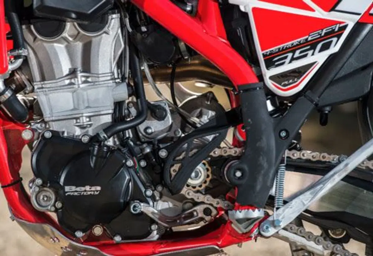 Betamotor RR 350 4T Enduro EFI (2015)