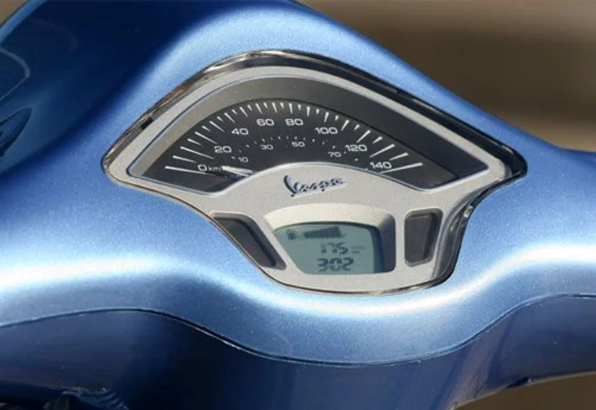 Vespa Primavera 125 Primavera 125 3V ie ABS (2014 - 16) (8)