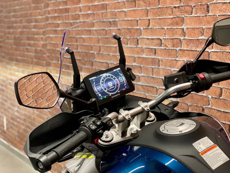 CFMOTO 800MT Touring (2022 - 26) (2)