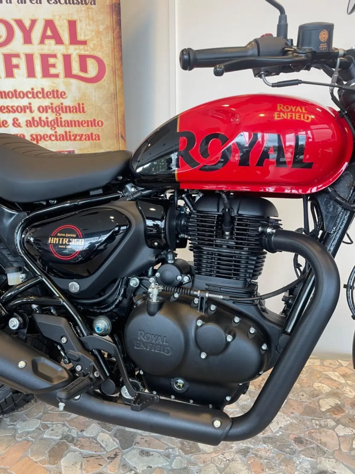 Royal Enfield HNTR 350 (2022 - 26) (2)