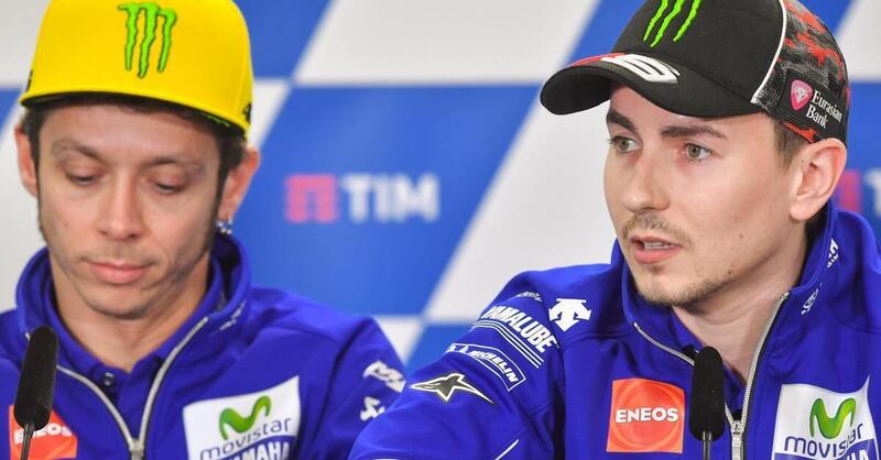 Jorge Lorenzo rivela: &quot;Nel 2015 ho chiesto a un giornalista di farmi una domanda per far pressione su Valentino Rossi&quot;