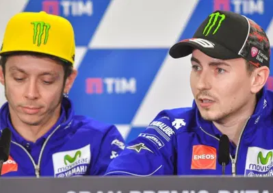 Jorge Lorenzo rivela: Nel 2015 ho chiesto a un giornalista di farmi una domanda per far pressione su Valentino Rossi