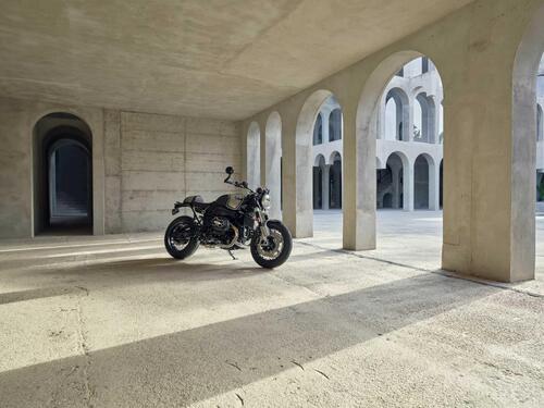 Nuove R nineT 100 Years e R18 100 Years: per i cento anni del boxer BMW (7)