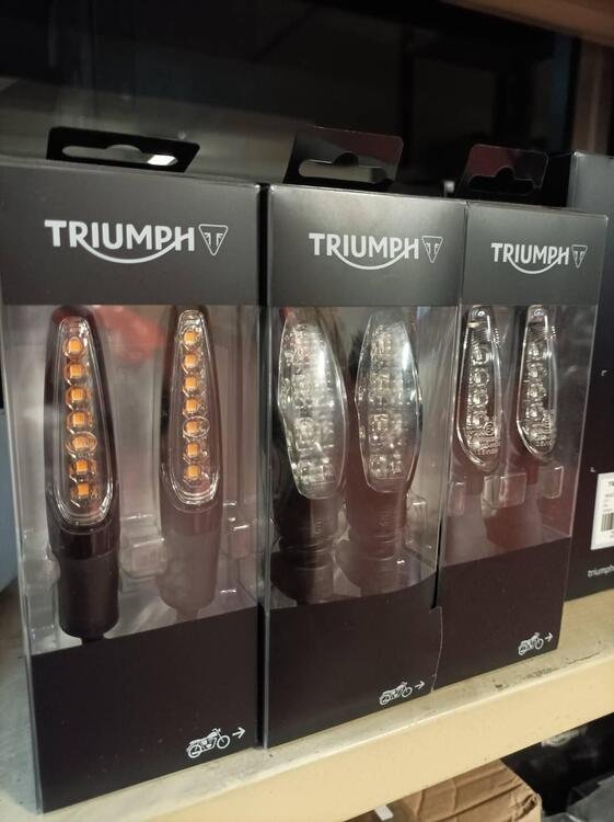 Frecce ed accessori Triumph (2)