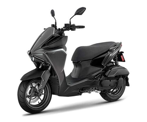 Yamaha Augur, un nuovo scooter dallo stile avveniristico (3)