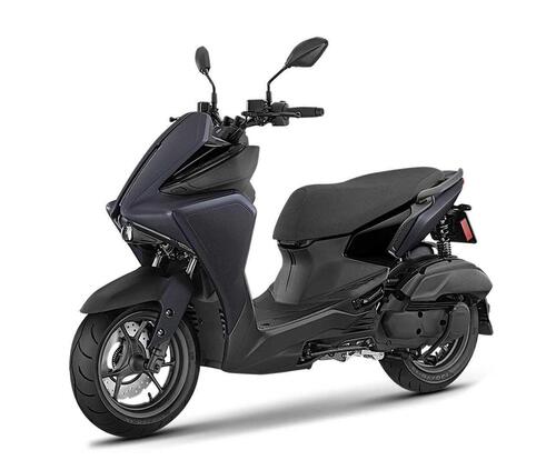 Yamaha Augur, un nuovo scooter dallo stile avveniristico (4)