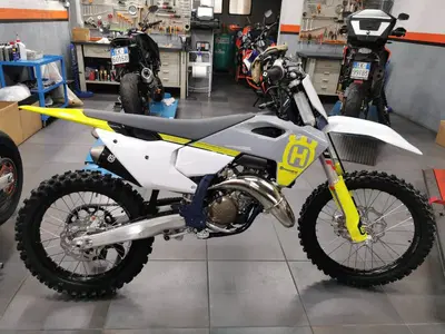 Husqvarna TC 125 (2023) nuova