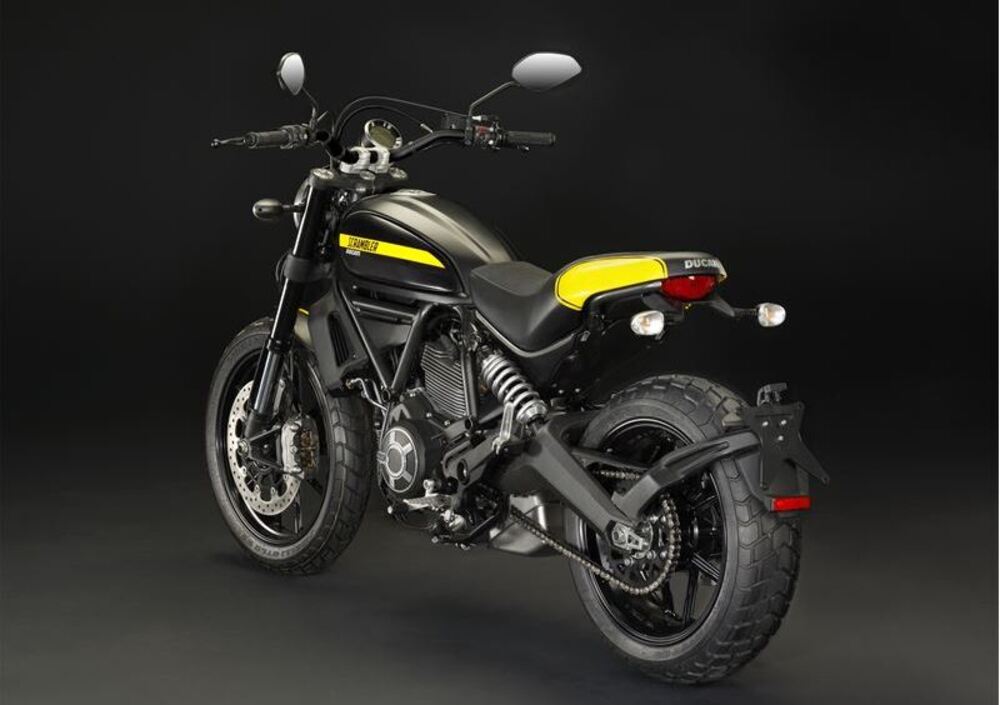 Ducati Scrambler 800 Full Throttle (2015 - 16) (2)