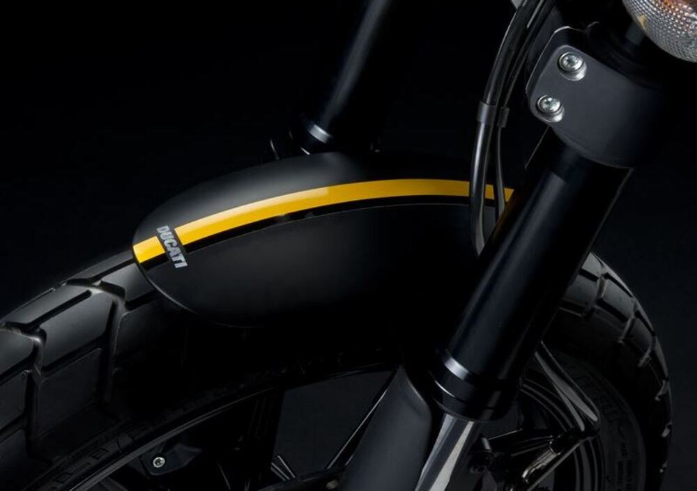 Ducati Scrambler 800 Full Throttle (2015 - 16) (4)