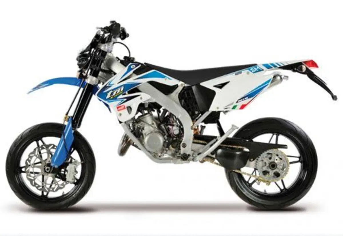 Tm Moto SMM 125 SMM 125 (2015) (2)