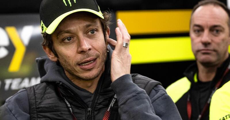 MotoGP 2022. I dubbi di Valentino Rossi sulle moto giapponesi: &quot;Pi&ugrave; soldi e persone, ne avranno voglia?&quot;