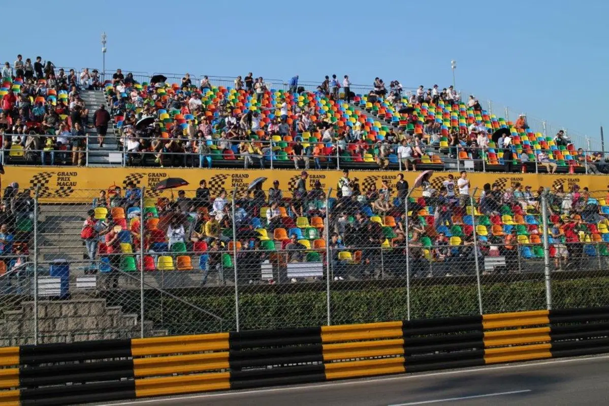 GP di Macao, Poker per Easton (4)