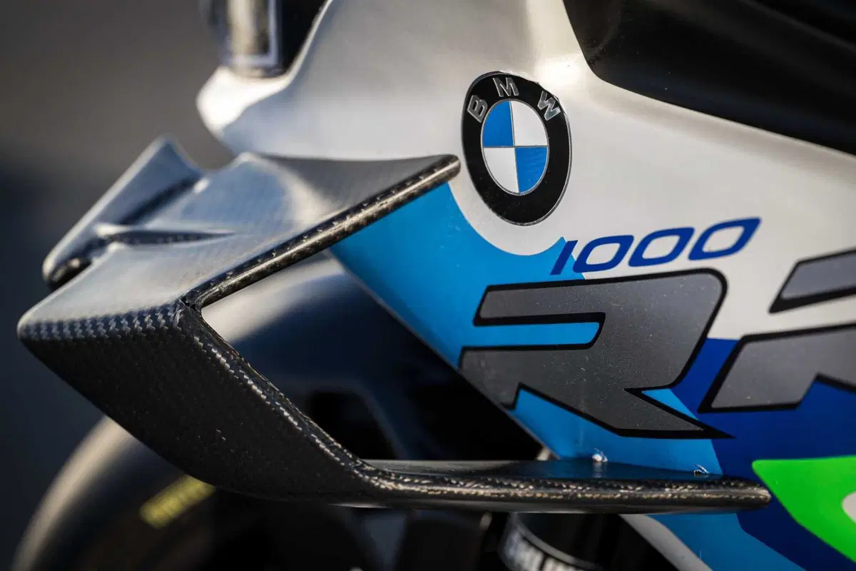 TEST BMW M1000RR Pistard: la regina del National Trophy 2022 (10)