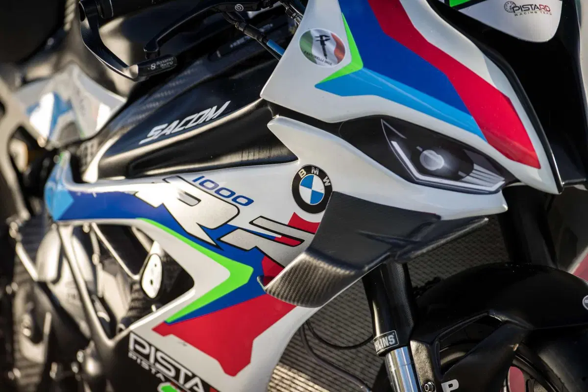 TEST BMW M1000RR Pistard: la regina del National Trophy 2022 (20)