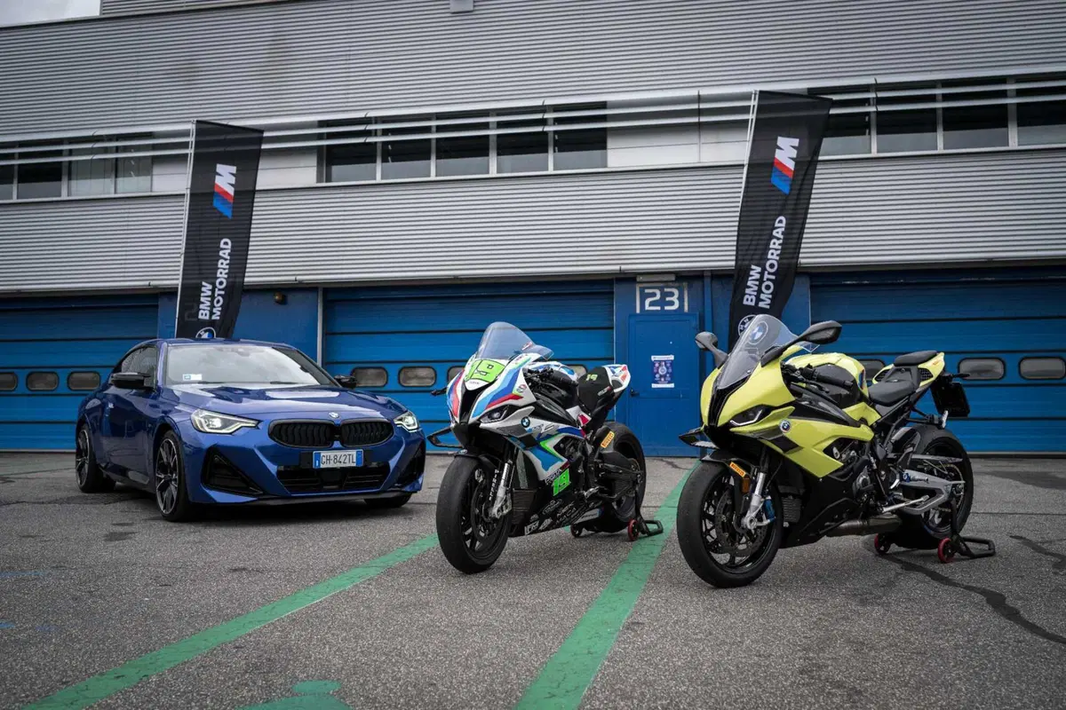 TEST BMW M1000RR Pistard: la regina del National Trophy 2022 (21)