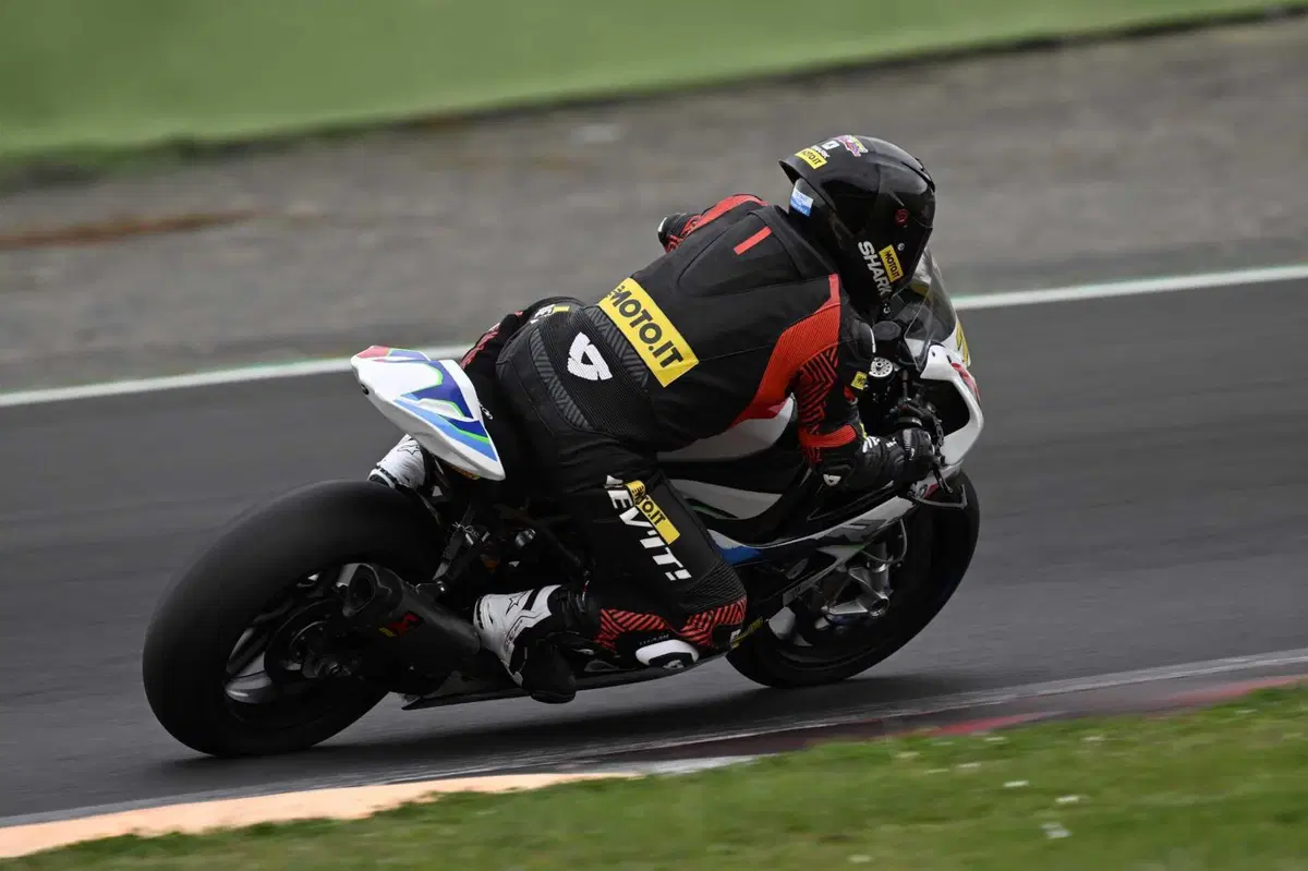 TEST BMW M1000RR Pistard: la regina del National Trophy 2022 (28)