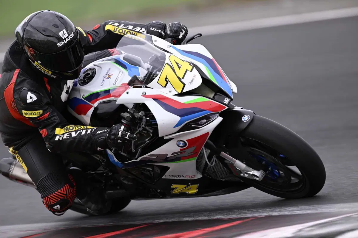 TEST BMW M1000RR Pistard: la regina del National Trophy 2022 (29)