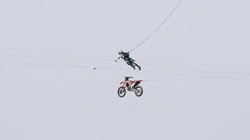  Mission Impossible 7, lo stunt pi&ugrave; folle di tutti: Tom Cruise senza controfigura