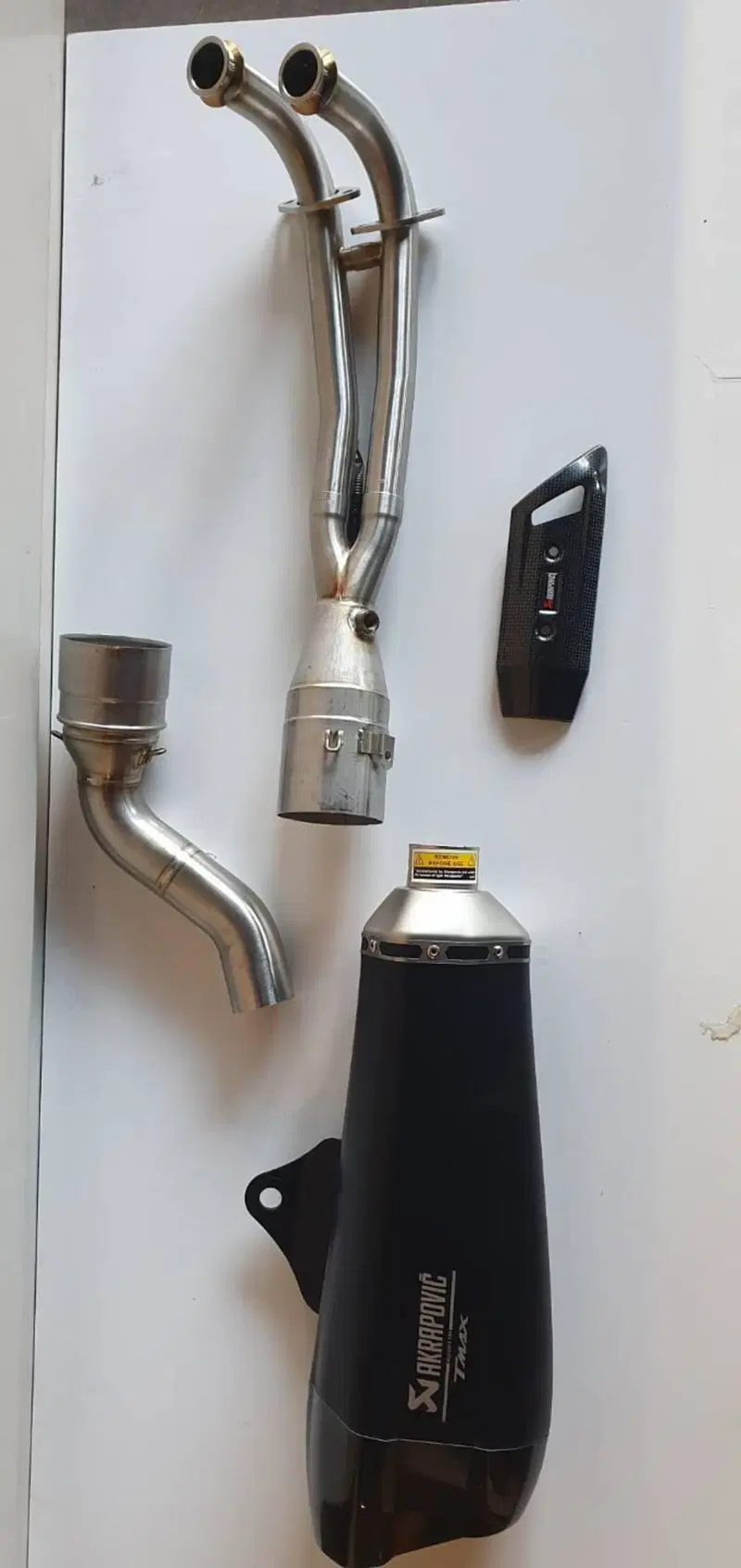 MARMITTA AKRAPOVIC COMPLETA PER YAMAHA TMAX 560 9