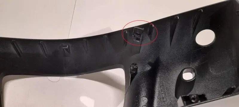 Coprimanubrio anteriore nero per Piaggio Liberty i (3)